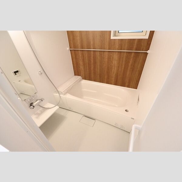 ビバーチェ203号室 浴室