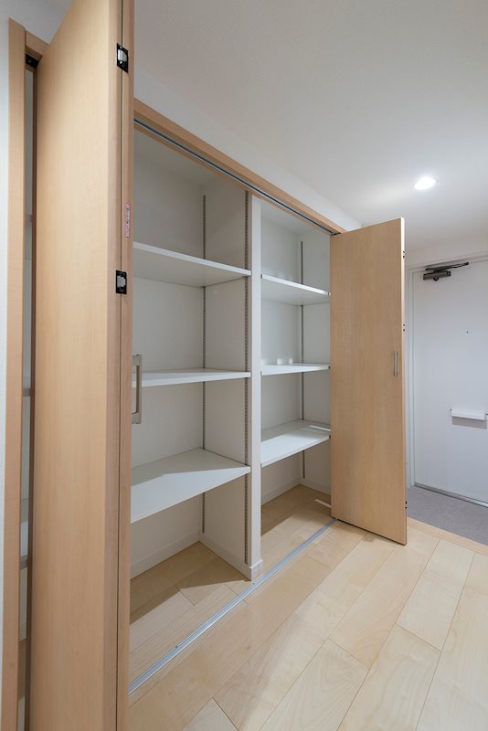 レジディア芝浦12階 収納