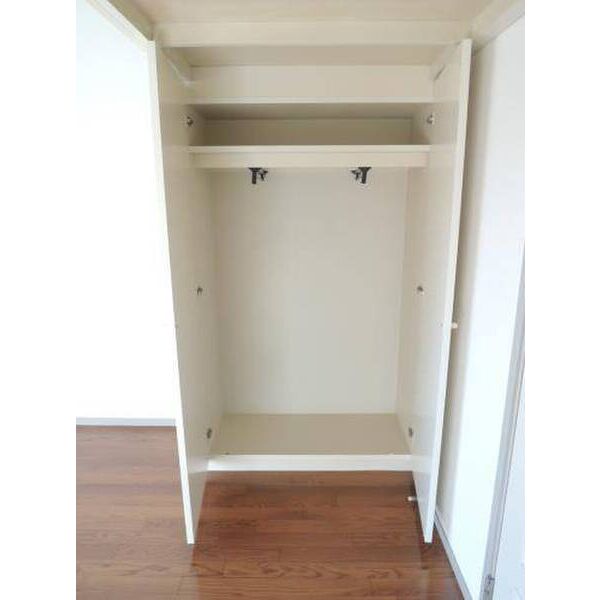 ジュネパレス柏第1070202号室 収納