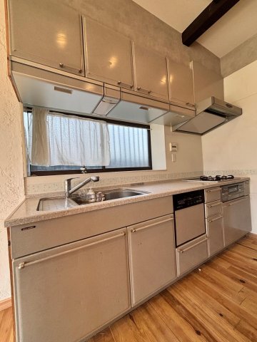 平塚カフェ風ヴィンテージHOUSE４ 広々キッチン