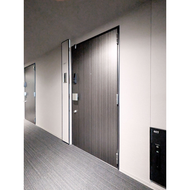 オーパスホームズ南行徳 玄関