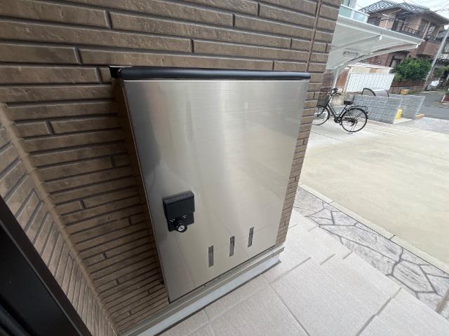 メゾン　ウィステリア202号室 宅配ボックス