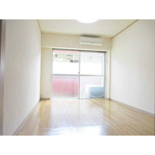 セントラル幡ヶ谷 リビング