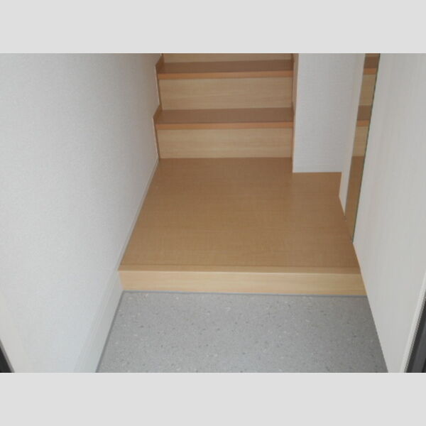 ジュパンスクルート 玄関