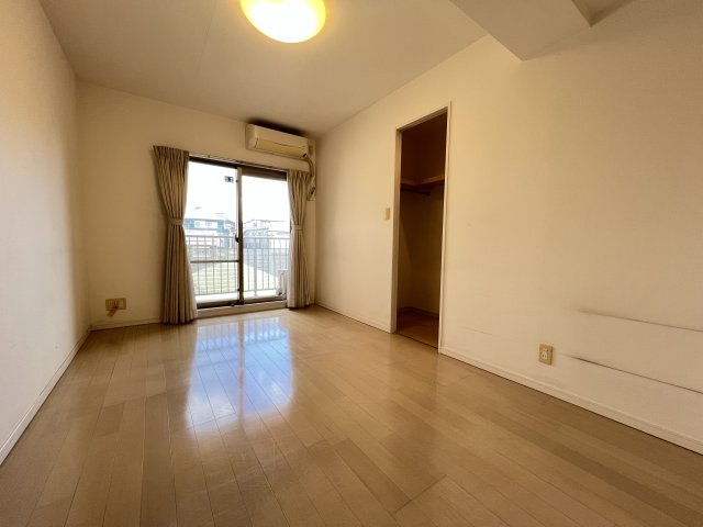 ゼファーグリーンアイル　グランデフォート リビング