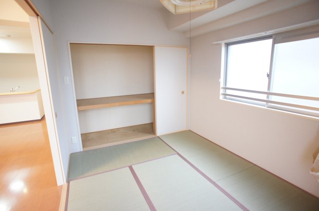 ＫＡＮＥＮＡＲＩ和光0305号室 趣のある和室です