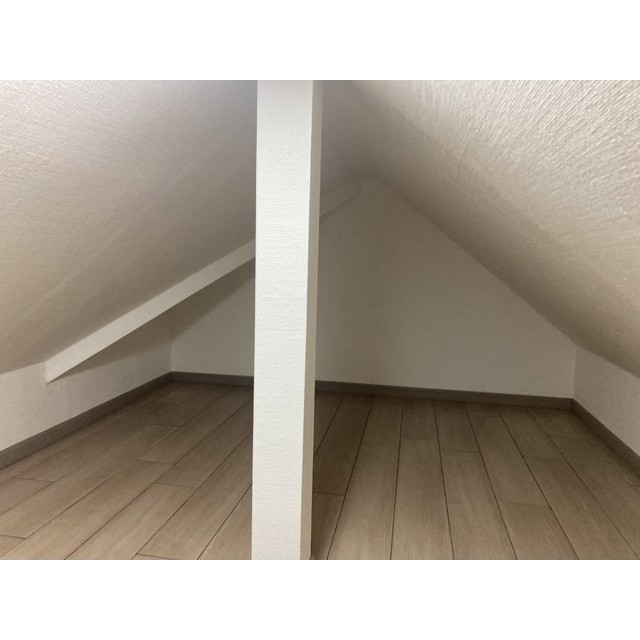 アークエステート205号室 内観