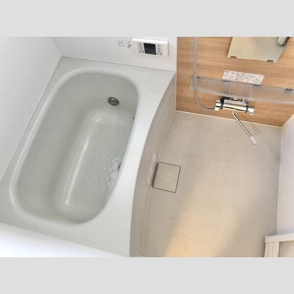 グランモア柳川202号室 ★追い炊き機能付き★