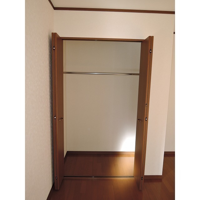 アムール 領家 内観