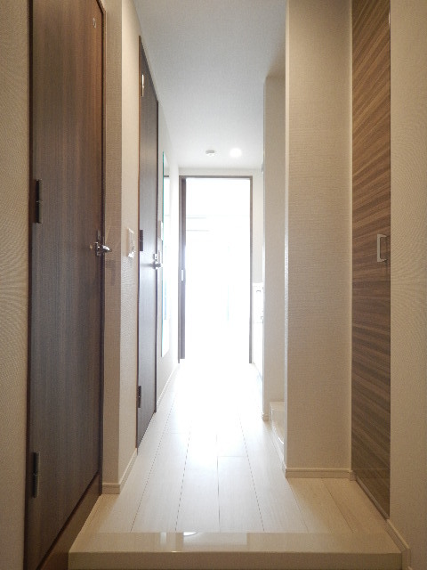 ガーラ・プレシャス東大島 玄関