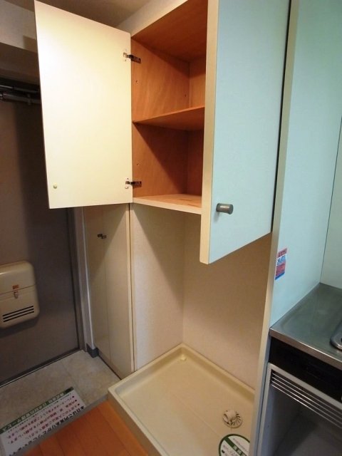 サンパレス南町2階 室内洗濯機置場