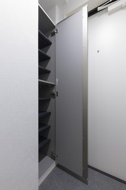 つばめハウス市川 玄関