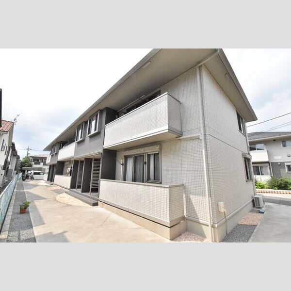 ハイネスA102号室 建物外観