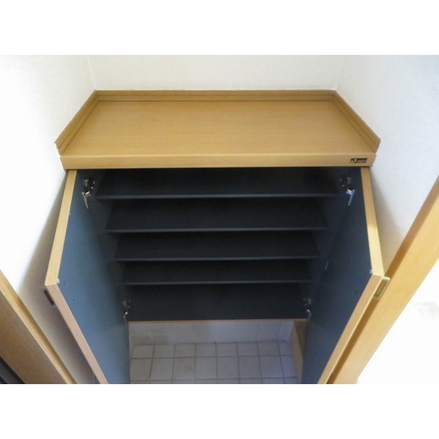 青葉台ハイツ0112号室 シューズボックス