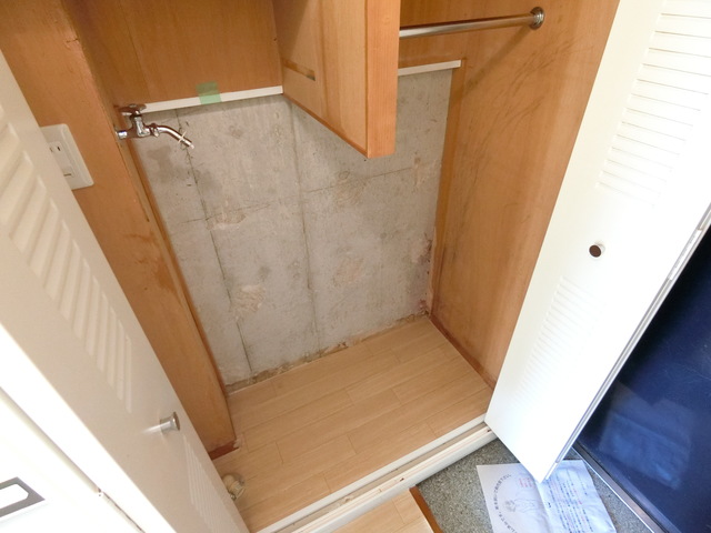 ナズ中馬込レックス0305号室 収納