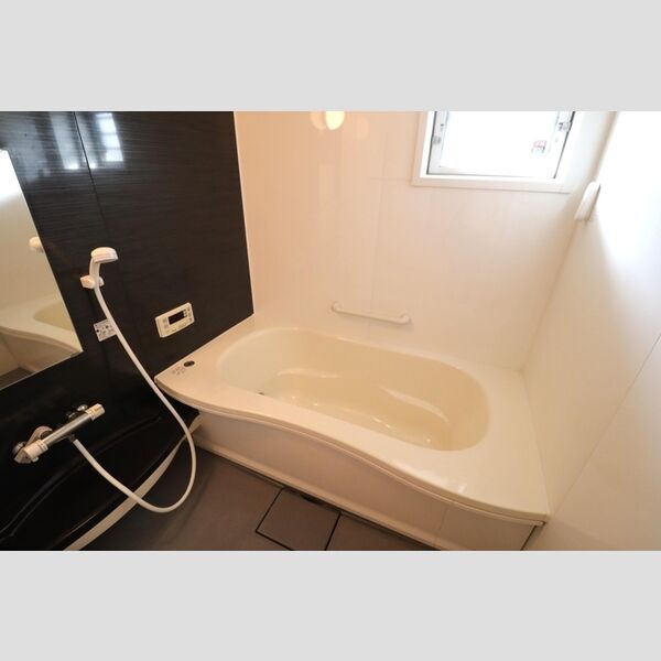 メゾンα　5 追い焚き機能付き風呂