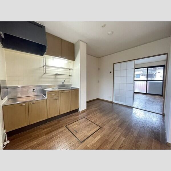 メゾンヴェール ダイニング　6帖