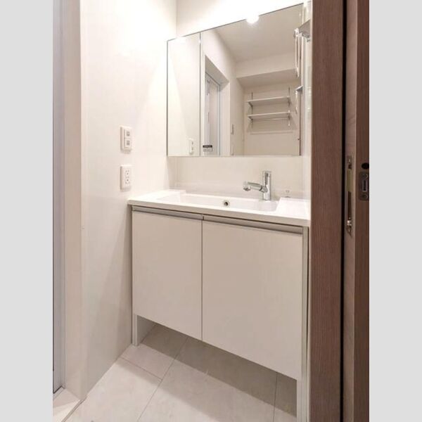 Flora 洗髪洗面化粧台