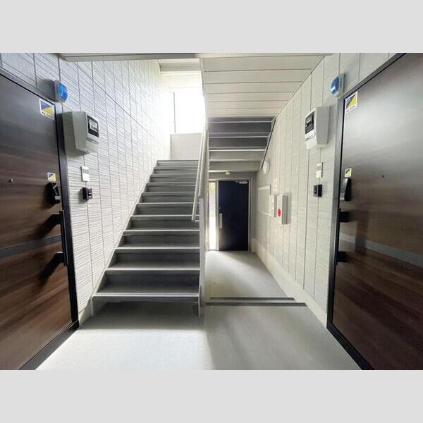 レグルス 共用廊下