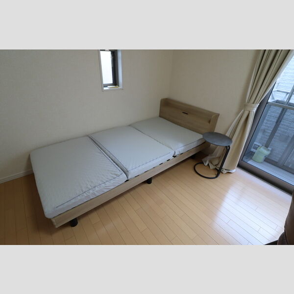 HOUSEしゅんざん202号室 家具家電付き物件　洋室