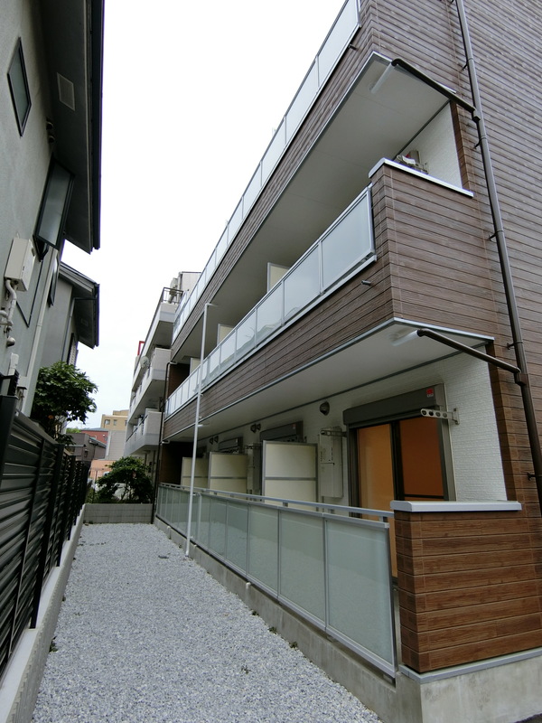 リブリ・鶴見市場 外観