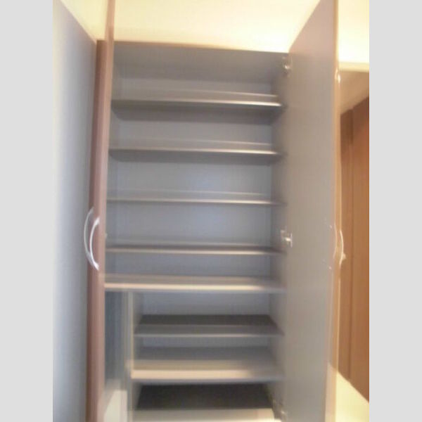 コスモス　A302号室 玄関