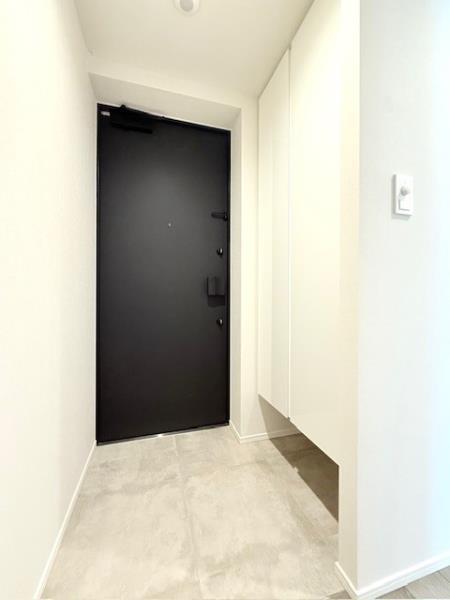 Ｌａ　Ｐｅｒｌａ　Ｎａｋａｎｏ4階 玄関