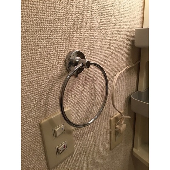 プリマヴェーラ問屋町 タオル掛け