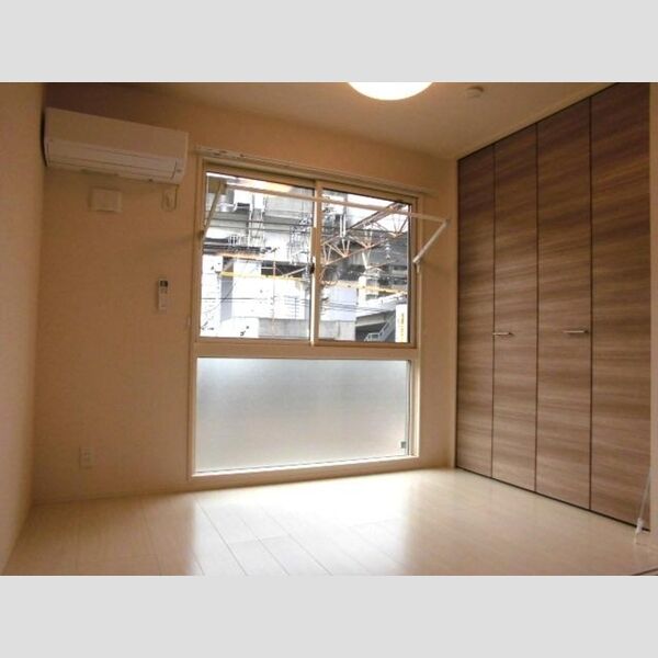 パーシモンⅢ203号室 洋室