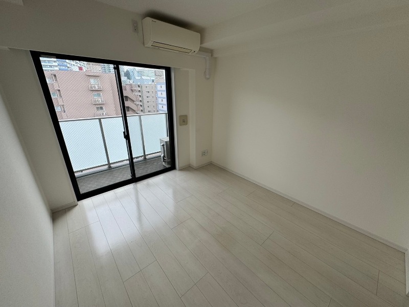 Le'a横濱ポートサイド10階 リビング