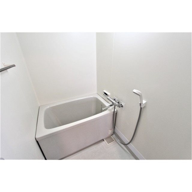 ウィスタリアⅡ303号室 ※404号室の写真です