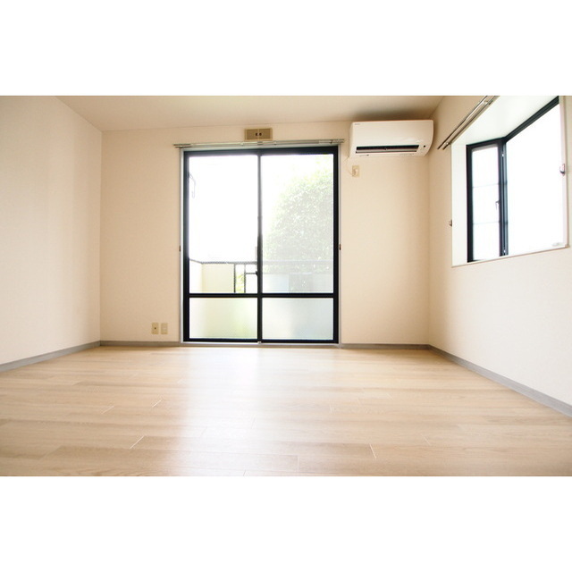 コモハウス南台2号館 2面採光♪