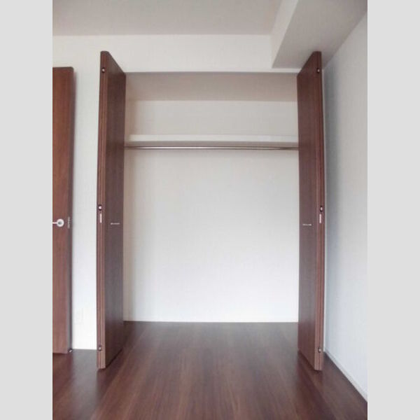 ソウソウ・ソンケン・リュウビ　ソウソウ 洋室①　クローゼット