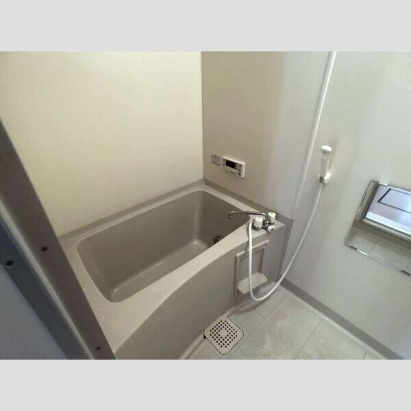 メゾンセピア　C バス