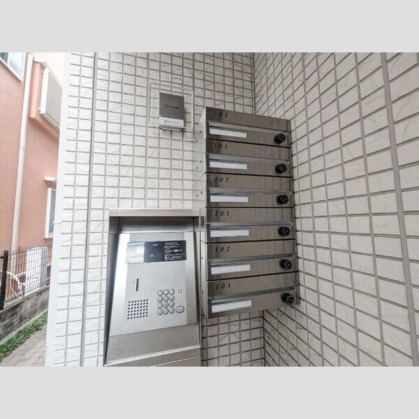 エトワール102号室 オートロック、ポスト