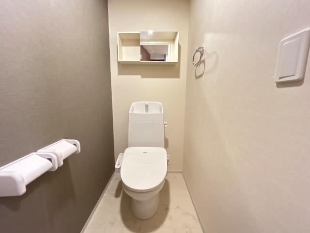 ブルヴァール103号室 トイレ