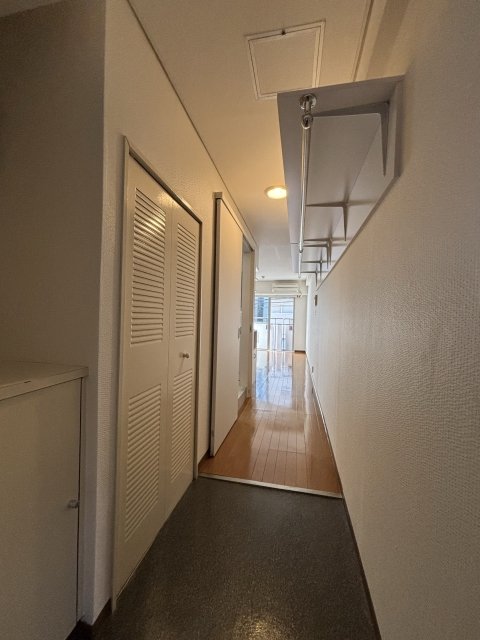 バルミー六本木 玄関