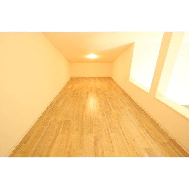 アメニティーハウス204号室 ロフト