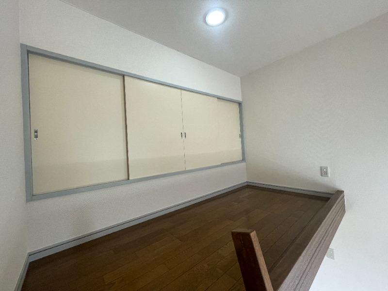 クレストルーム2階 ロフト収納