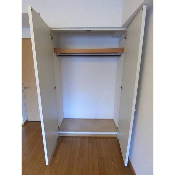 興和太平アパートメント 収納