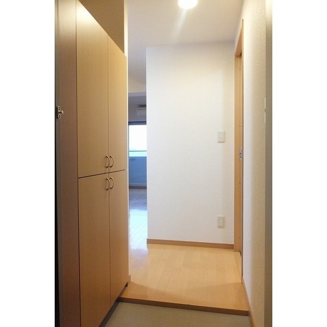 プレデパルク３ 玄関