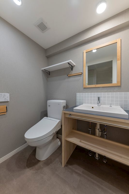 レジディア新宿イースト5階 トイレ