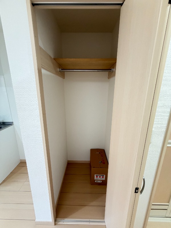 ザ・ガーデン2階 収納