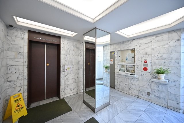 トップ押上2階 エントランス