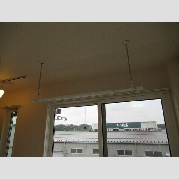 ソル ド レーヴ アッシュ302号室 室内物干し