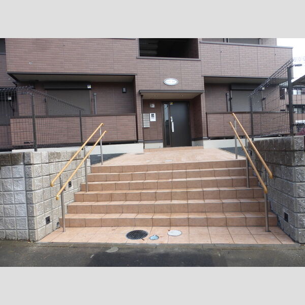 セジュールZENⅢ　C エントランス