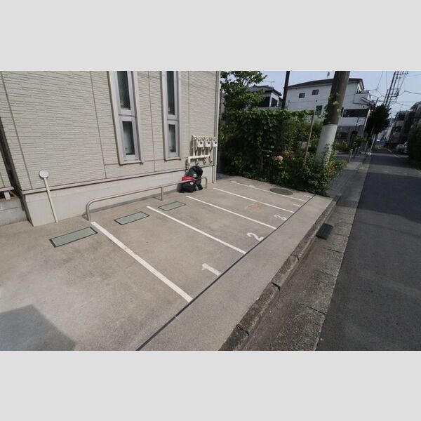 Vivace川崎 バイク置き場