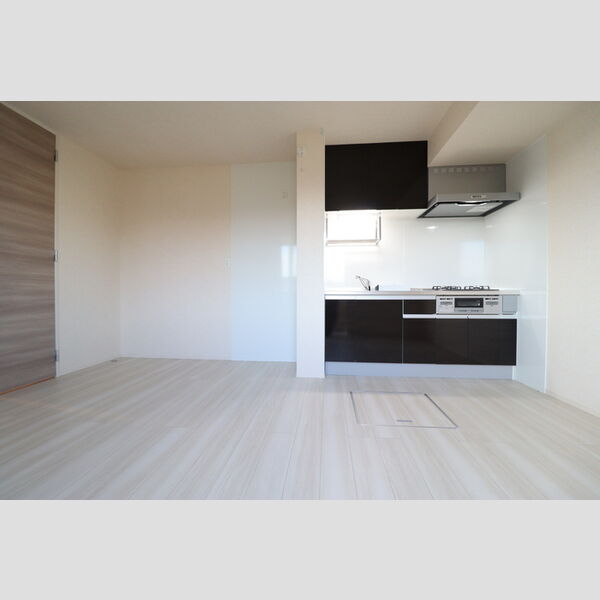 セレブレイト本城 LDK