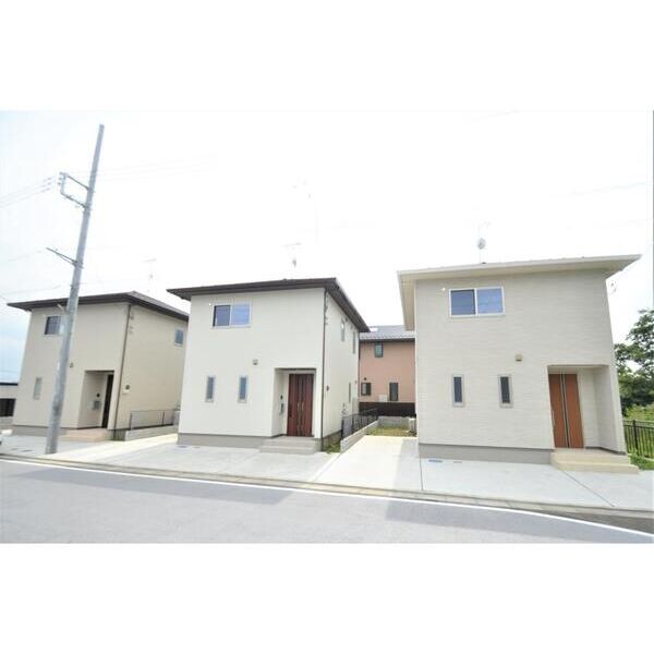 羽村市川崎4丁目戸建の外観画像