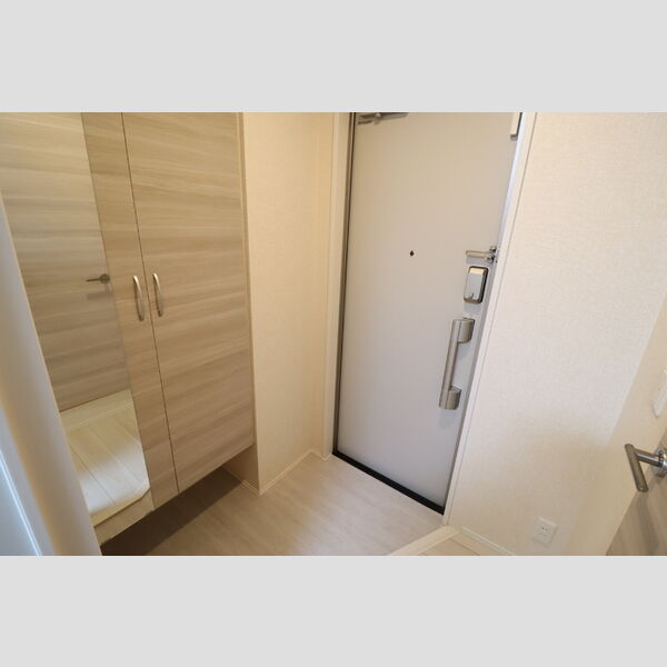 ガルデ西千葉201号室 玄関